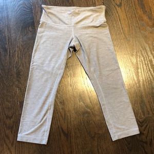Size 6 lululemon Capri
